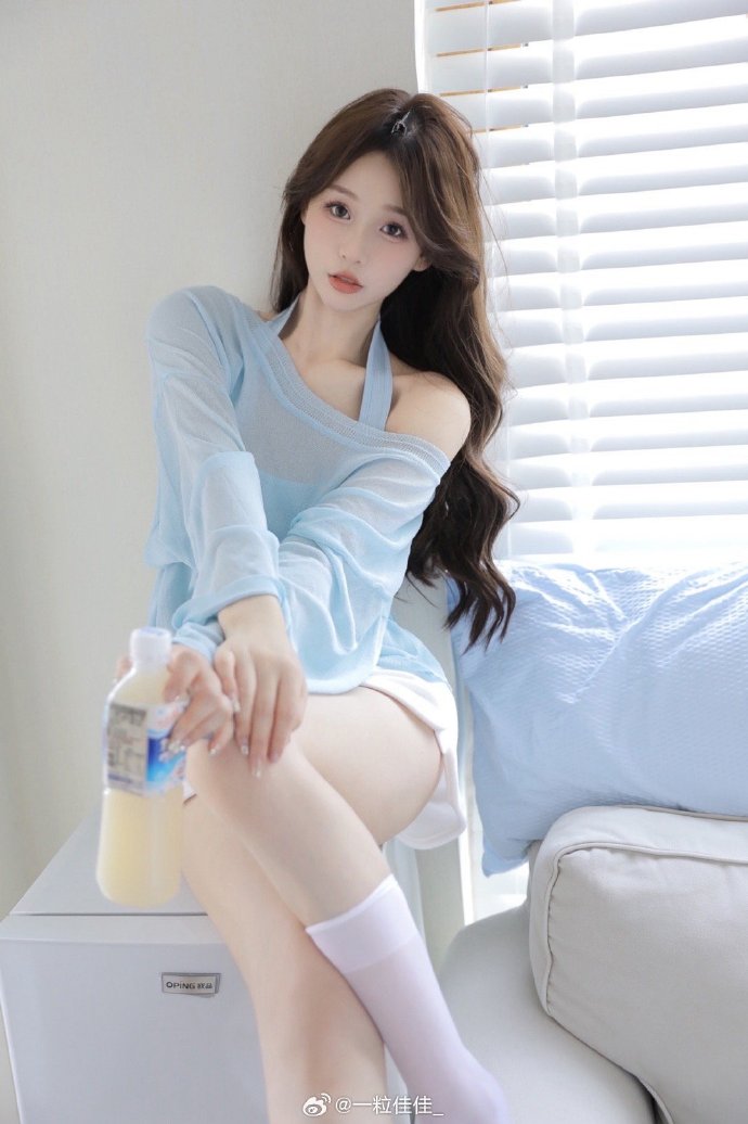 与凤行 封面